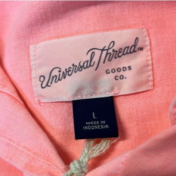 Universal Thread Cropped Button Down - Picture 6 of 6